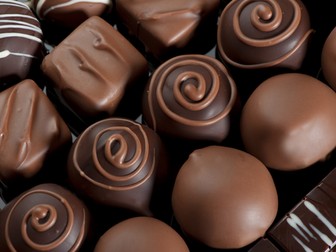 Outstanding Year 6 maths lesson - visualising nets/3D shapes - chocolate factory themed