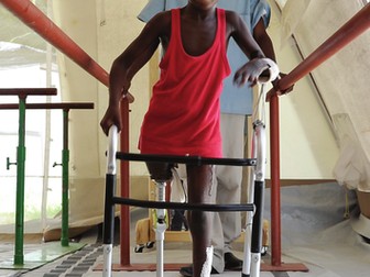 MSF’s medical work (Mirlanda) | French | GCSE | MSF