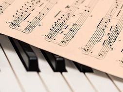 Life story of composer EDVARD GRIEG - A presentation of his life, quiz and writing activity.