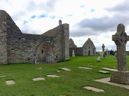 Ireland: 90 Photos Bundle of Dublin & Central Ireland