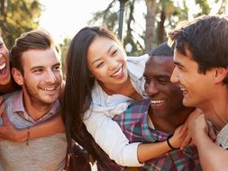 New GCSE Spanish AQA - Theme 1- Topic 3: Free-time activities - ¿Qué sueles hacer? VIVA GCSE