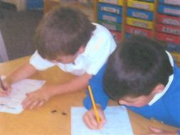 3 Word Banks - Castles, Spring, Healthy Eating: Vocab-Stretchers