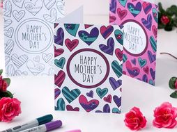 Mother's Day Printable Coloring Card – PDF Printable card to color for Mom / Mum