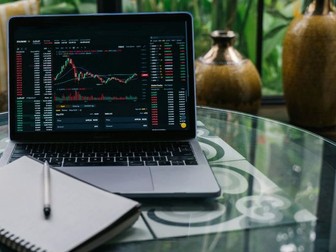 Edexcel Economics B Theme 3 MC Test