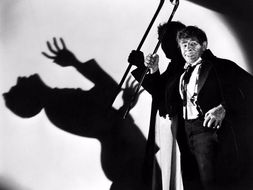 Chapter Summaries for '...Dr. Jekyll and Mr. Hyde'