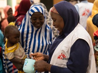 Tom Brown – cooking classes in Nigeria | PSHE, assemblies | KS3 & KS4 | MSF