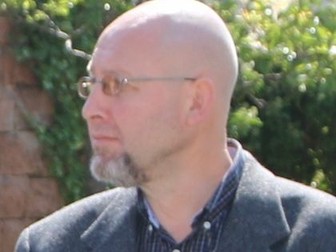 New syllabus IB Economics 2022 First assessment "Real world issue 2 - microeconomics"