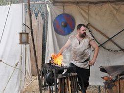 GLITTER AND VIKINGS