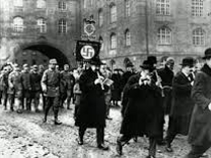 Hitler S 1923 Munich Beer Hall Putsch Teaching Resources   Adff85cc 5abd 4d6e B87a 00d72e79e182 Picture11.crop 209x157 10%252C0.preview 