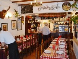 En el restaurante- GCSE